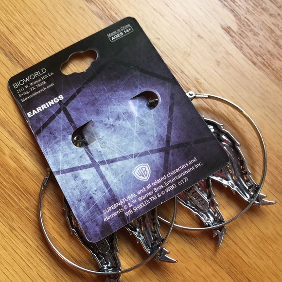 🛑 Sold 🛑 Brand New Supernatural Hoop Earrings - Picture 3 of 3